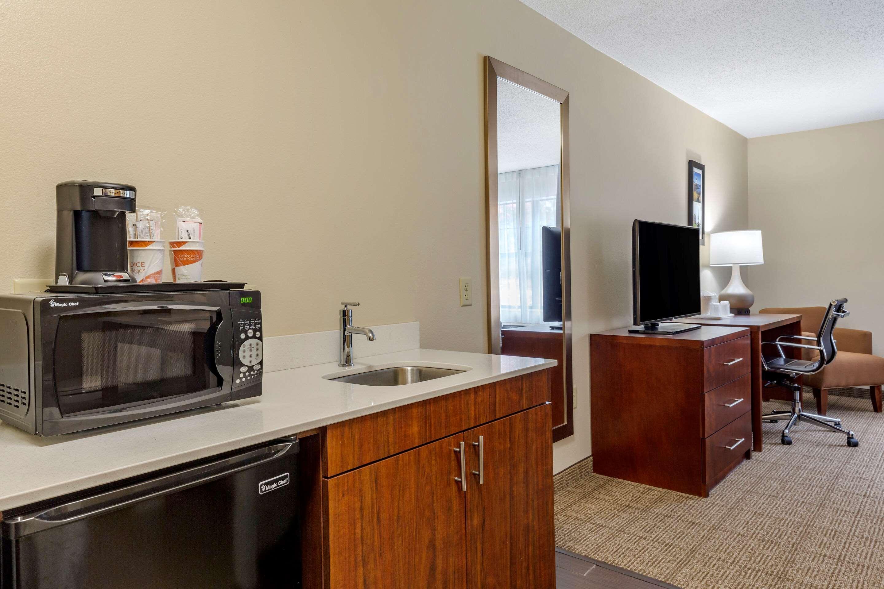 Comfort Inn Danvers - Boston North Shore Екстериор снимка